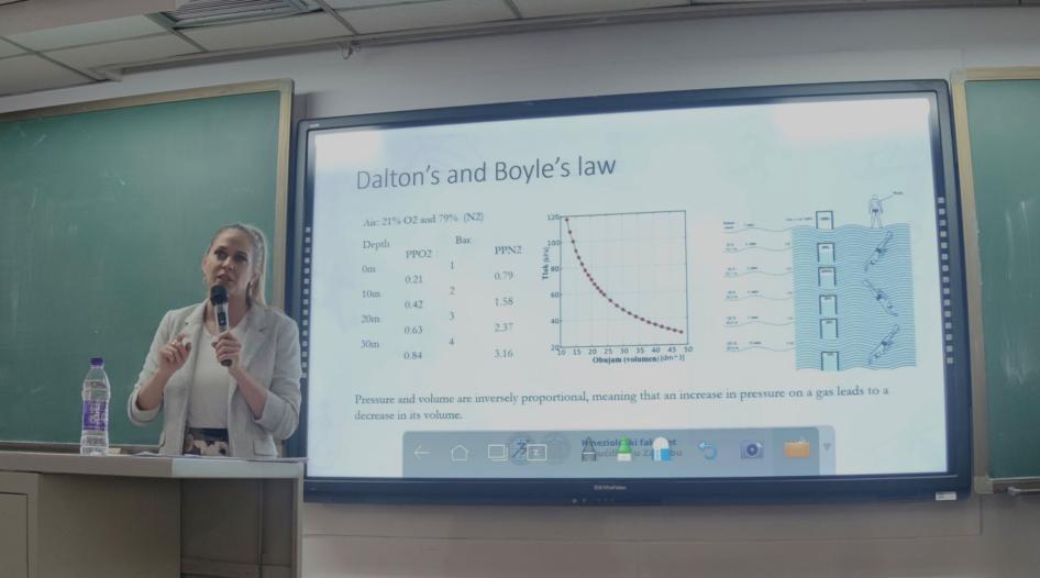 4cf1316855c44420968bf1a95811edff